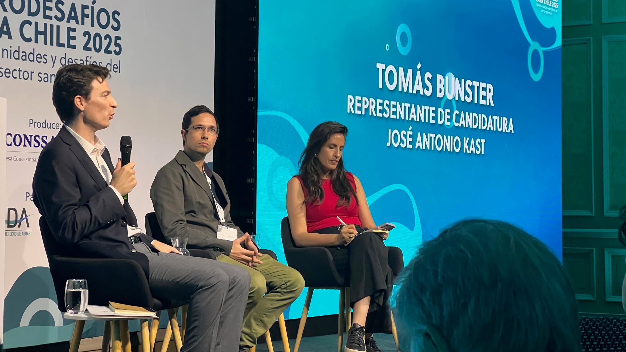 Fotografía del debate entre los representantes de las candidaturas presidenciales